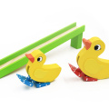 vente chaude eco friendly enfants jouet en bois sautant canard